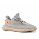 Adidas-Yeezy Boost 350 V2 "True Form"-Adidas Yeezy Boost 350 V2 "True Form" Sneakers
Product code: EG7492 Colour: True Form/True Form/True Form Year of release: 2019
| MrSneaker is Europe's number 1 exclusive sneaker store.-mrsneaker