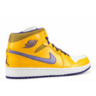 Air Jordan-Air Jordan 1 Mid "Lakers"-554724-708-7.5-C12A-Air Jordan 1 Mid "Lakers" Sneakers
Product code: 554724-708 Colour: University Gold/Tour Yellow-White-Grape Ice Year of release: 2013
| MrSneaker is Europe's number 1 exclusive sneaker store.-mrsneaker